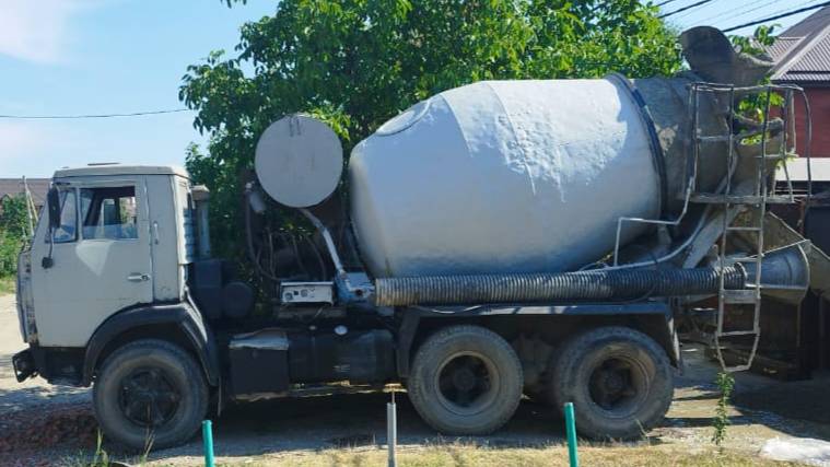 Миксер 6 кубов Камаз 55111