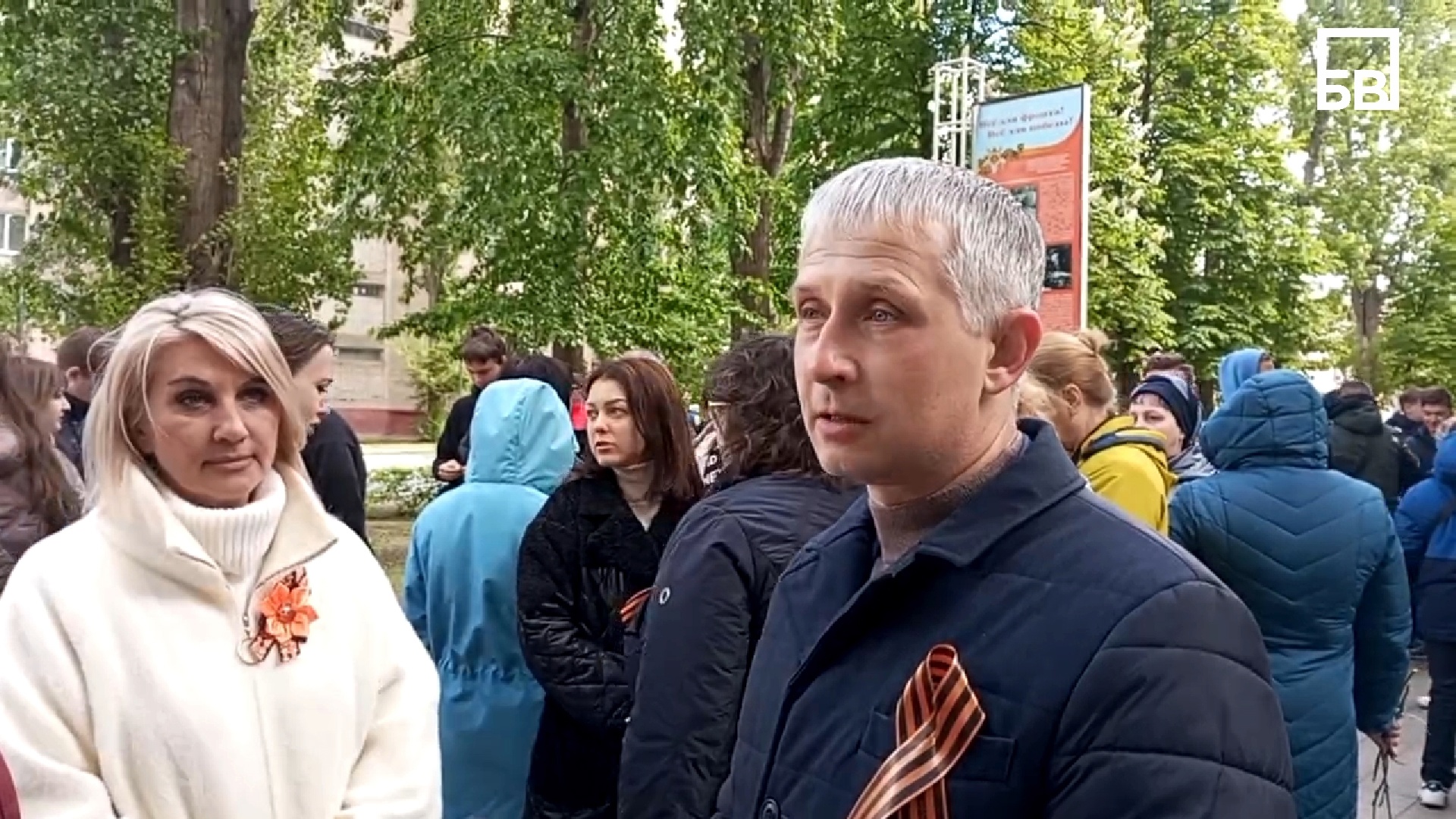 Руководитель образовательного учреждения СПО Дмитрий Дмитриев поздравил балаковцев с Днём Победы