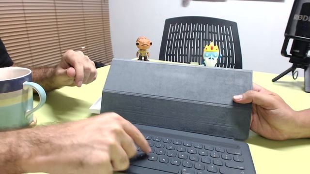 Unboxing Smart Keyboard para el iPad Pro (Español)