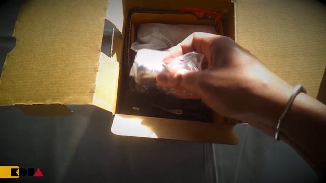 Unboxing : SONY NEX-C3, Pancake Lens