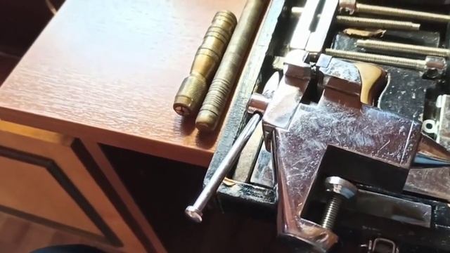 Слесарный инструмент своими руками.