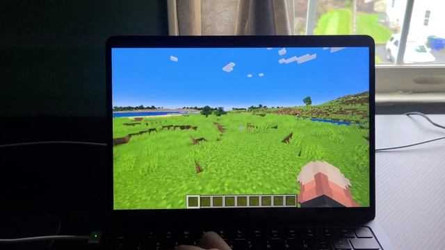 Minecraft on Base Model M2 MacBook Air! Performance Test - 8GB RAM, M2, 256GB