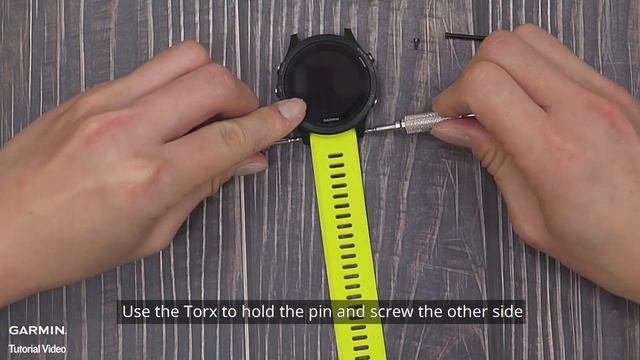 Tutorial - Forerunner 935: How to Replace Your Watch Band