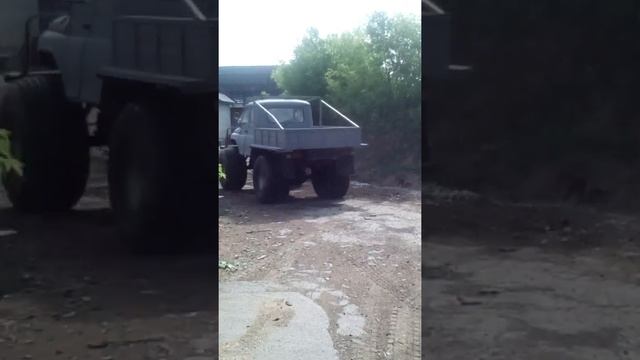 УУАЗ болотоход на шинах низкого давления