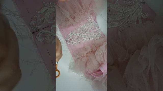 Мини МК. Вышивка на детском платье.