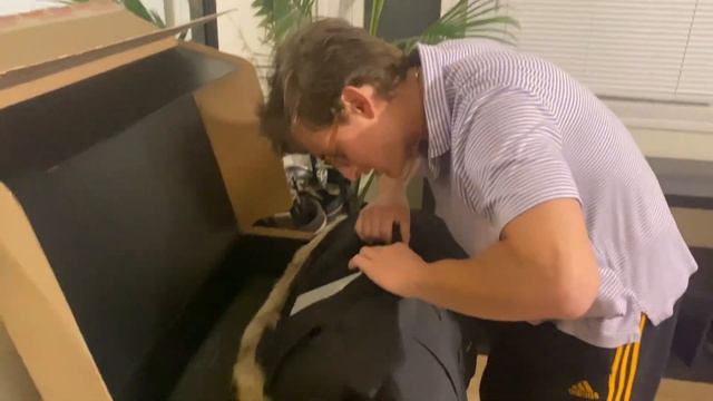 Canada Goose unboxing (unedited)