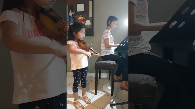 Eliana playing Minuet in G by Beethoven, Suzuki Violin