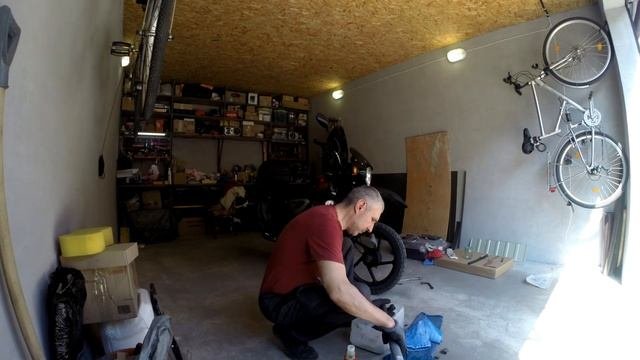 Заміна мастила в вилці мотоцикла BAJAJ BOXER\Changing The Oil In The Fork Of The BAJAJ  Motorcycle