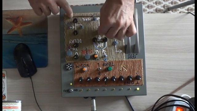 Homemade synthesizer - SequeNoizer-max8