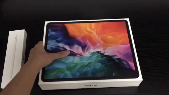 iPad Pro 2020 12.9 inch unboxing video