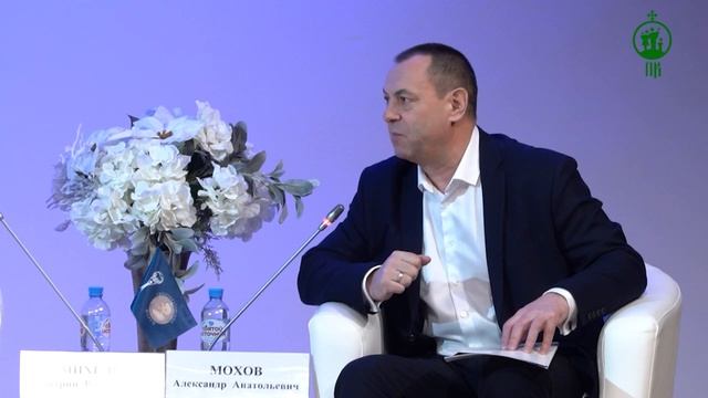 Допустимость абортов по желанию женщины противоречит логике российского законодательства.