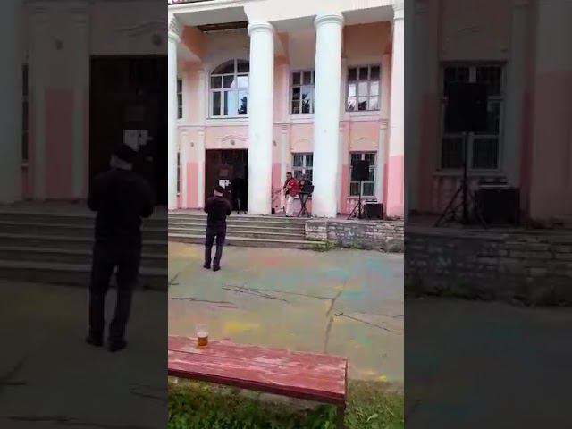 Михаил Чутко-соло на сакофоне в Озерках 12.06.21