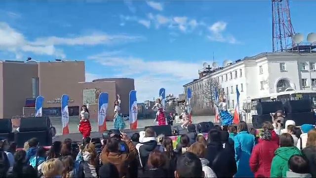 Тень над водой. Танец славянский, стилизованный трайбл.
