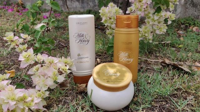 Oriflame's Milk and Honey Gold Shampoo, Conditioner and Hair mask Review