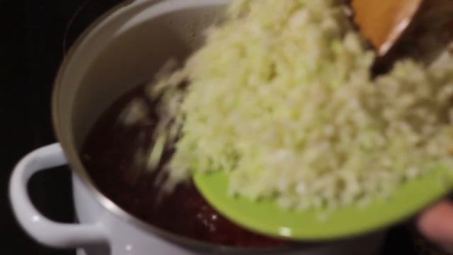 Как сварить овощной суп с фрикадельками. Свекольный, с капустой и картофелем