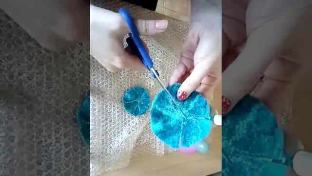 Валяная брошь цветок из шерсти своими руками Felted flower brooch