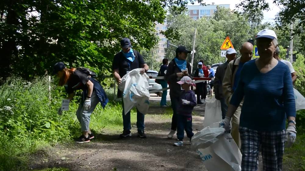 В Сестрорецке состоялась экологическая акция «День добровольного служения городу»