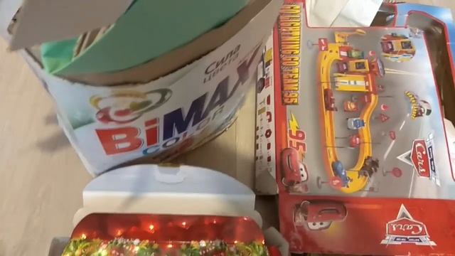 Не выбрасывайте макулатуру  в контейнеры для коммунальных отходов!!!