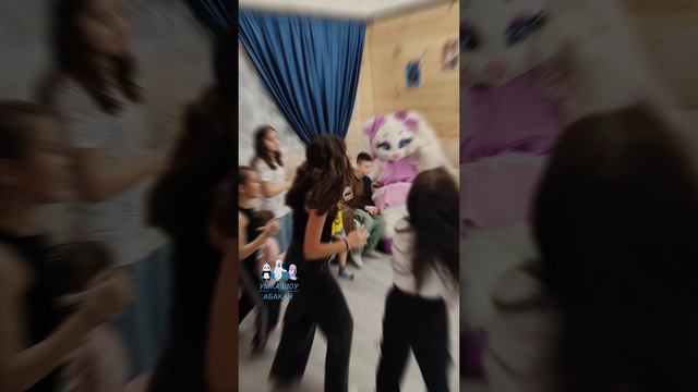 🐰 поздравляет С Днём Рождения 🎁🥳