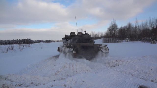 Танк Т-80