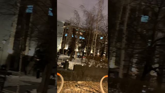 Полное видео на канале VLOG-25-12-23 Москва.Мощи и новый башмачок Спиридона Тримифунтского Брюсов п.