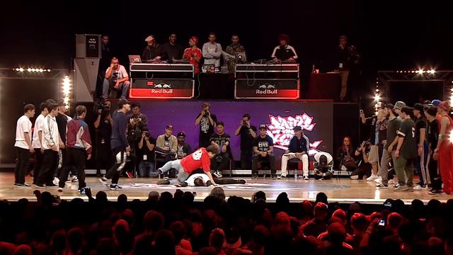 INTERNATIONAL BOTY 2015 - BATTLE #2 - M.B. CREW (SOUTH KOREA) VS. KIENJUICE (BELARUS)