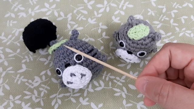 Mini Totoro amigurumi a crochet - fácil de tejer 1/2