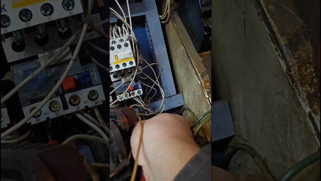 ФТ-11,  ремонт и диагностика неисправности токарного станка.
#D_Khrom #электрик #электрикБарнаул