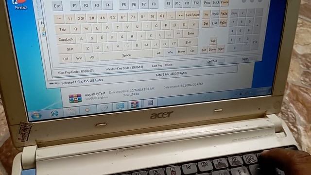 netbook second acer one happy layar 10"