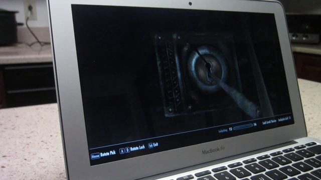 Skyrim Macbook Air 2012 (Ultra Graphics Settings)