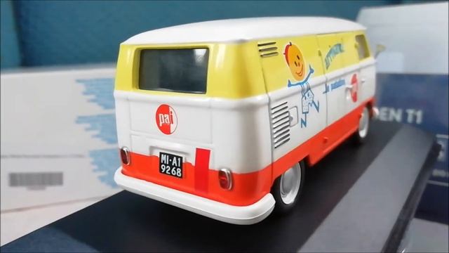 Diecast model 1/43  Volkswagen T1c Pai 1965 by Altaya Фольксваген