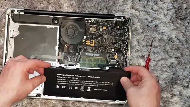 How To Replace MacBook Pro Battery . DYI