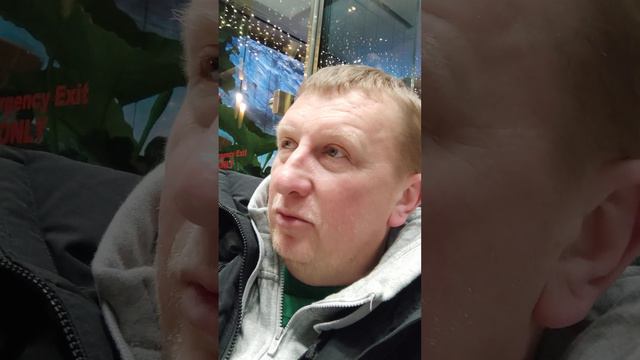 всем привет и поздравления с наступающим Новым Годом!