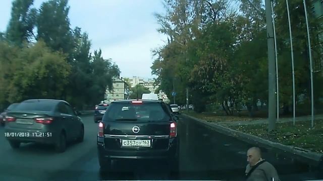 Лобовая с дедом на велосипеде))