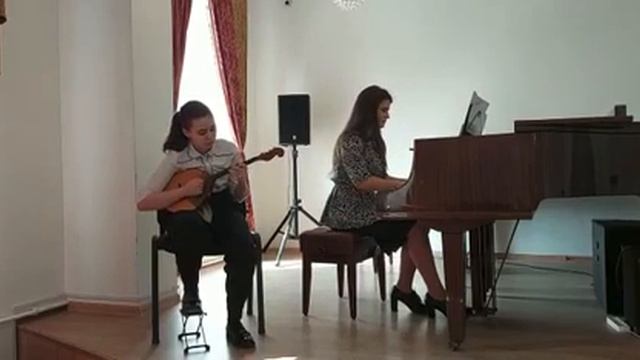 Сцена из балета Лебединое озеро