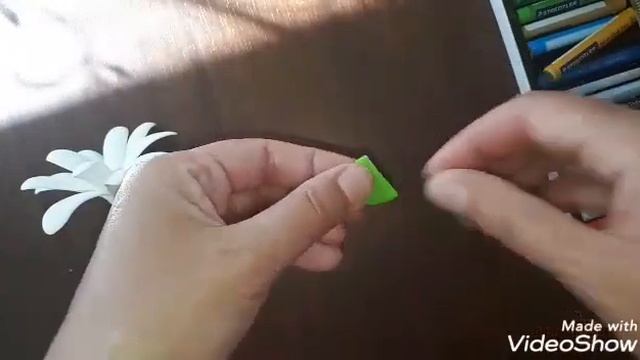 Ромашки из фоамирана.