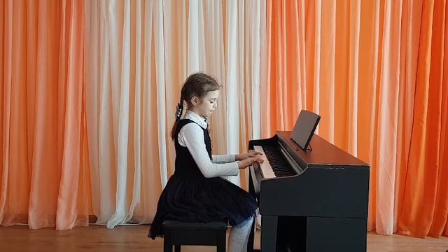 Константинова Екатерина 7 лет. Т. Киселева "Мы едем на дачу"