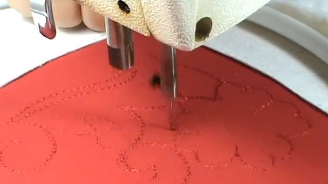 Машинная вышивка  Вышивка ришелье на одежде Embroidery of the broderie anglaise on clothes