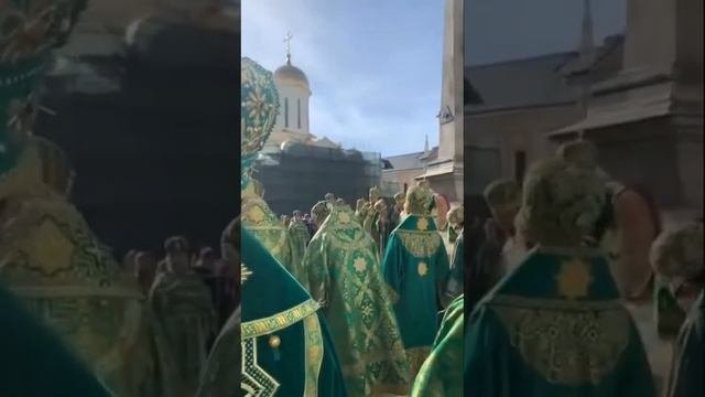 8 окт 22. Многолетие В.В.Путину в Троице-Сергиевой лавре