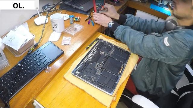 Macbook Pro 2018 Touch Bar - Curto no SSD