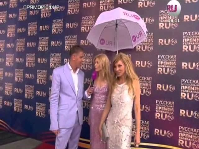 Ирина Нельсон • REFLEX — Красная дорожка Премии RU.TV (25.05.2013)