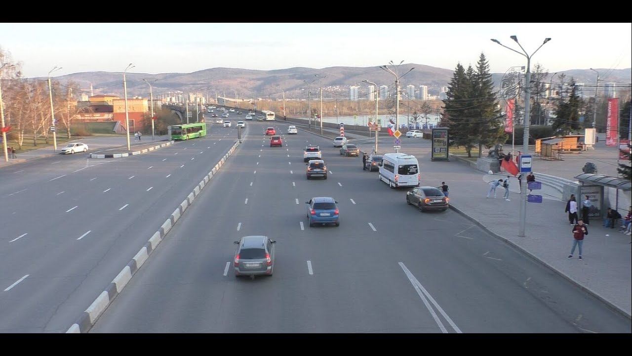 Красноярск  С видом на Коммунальный мост 30 04 22г Автор видео Елена Цыганова