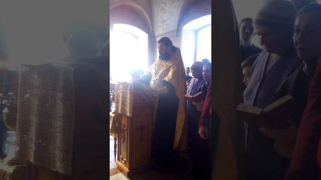 Воскресенье. Водосвятный молебен