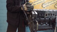 Установка задней крышки мотора DEUTZ TCD 2012 L04 2V М