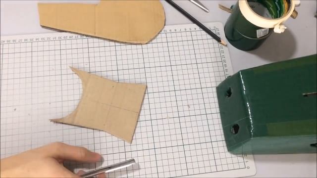 Simple Cardboard dinosaur helmet