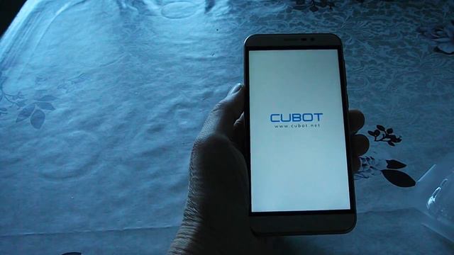 cubot note s золотой цвет неплохо выглядит