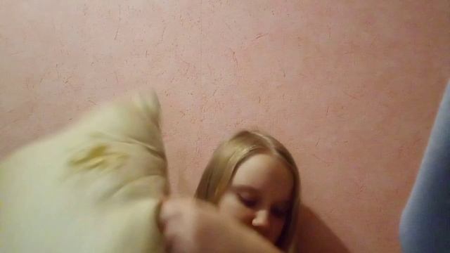 опять подушки