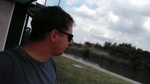 Как вам такое море?