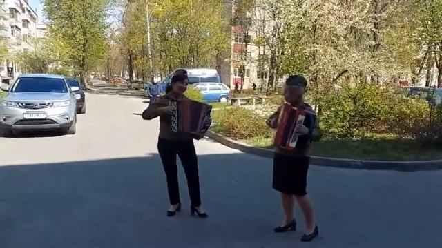 Как поздравляют ветеранов в Барановичах