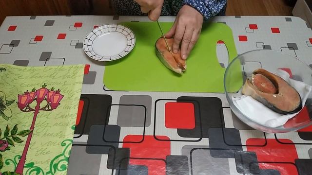 Как солить красную рыбу в домашних условиях.(Форель, семгу, лосось..)